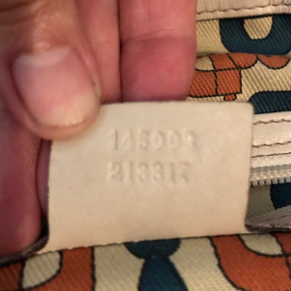 TODAY ONLY: Authentic Gucci Guccissima Bag AND WALLET - Picture 9 of 16